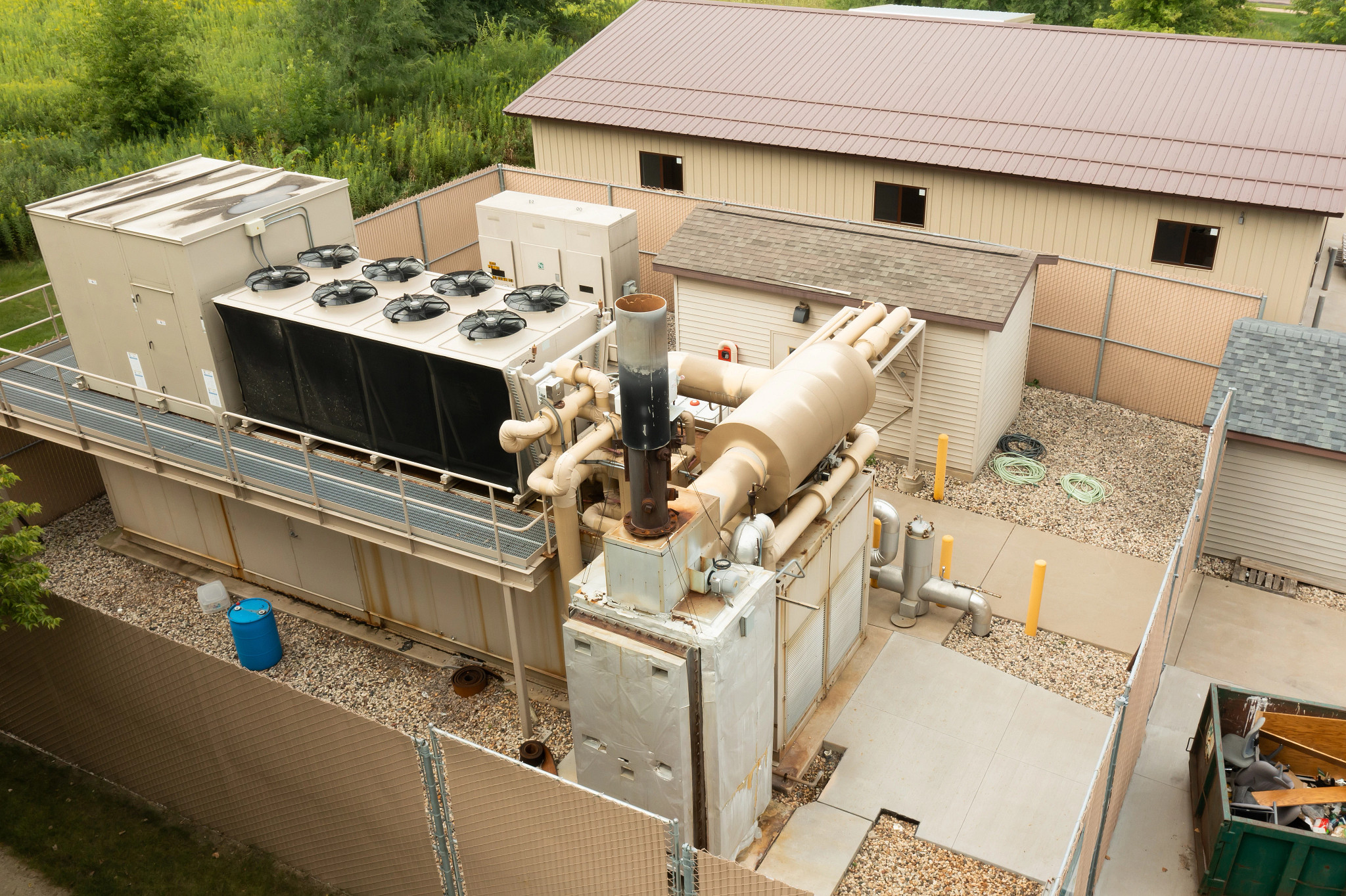 Generator that powers landfill gas-to-energy project.