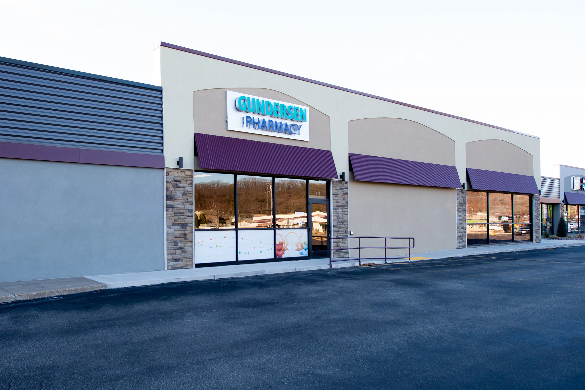 Exterior view of gundersen pharmacy on sand lake road.