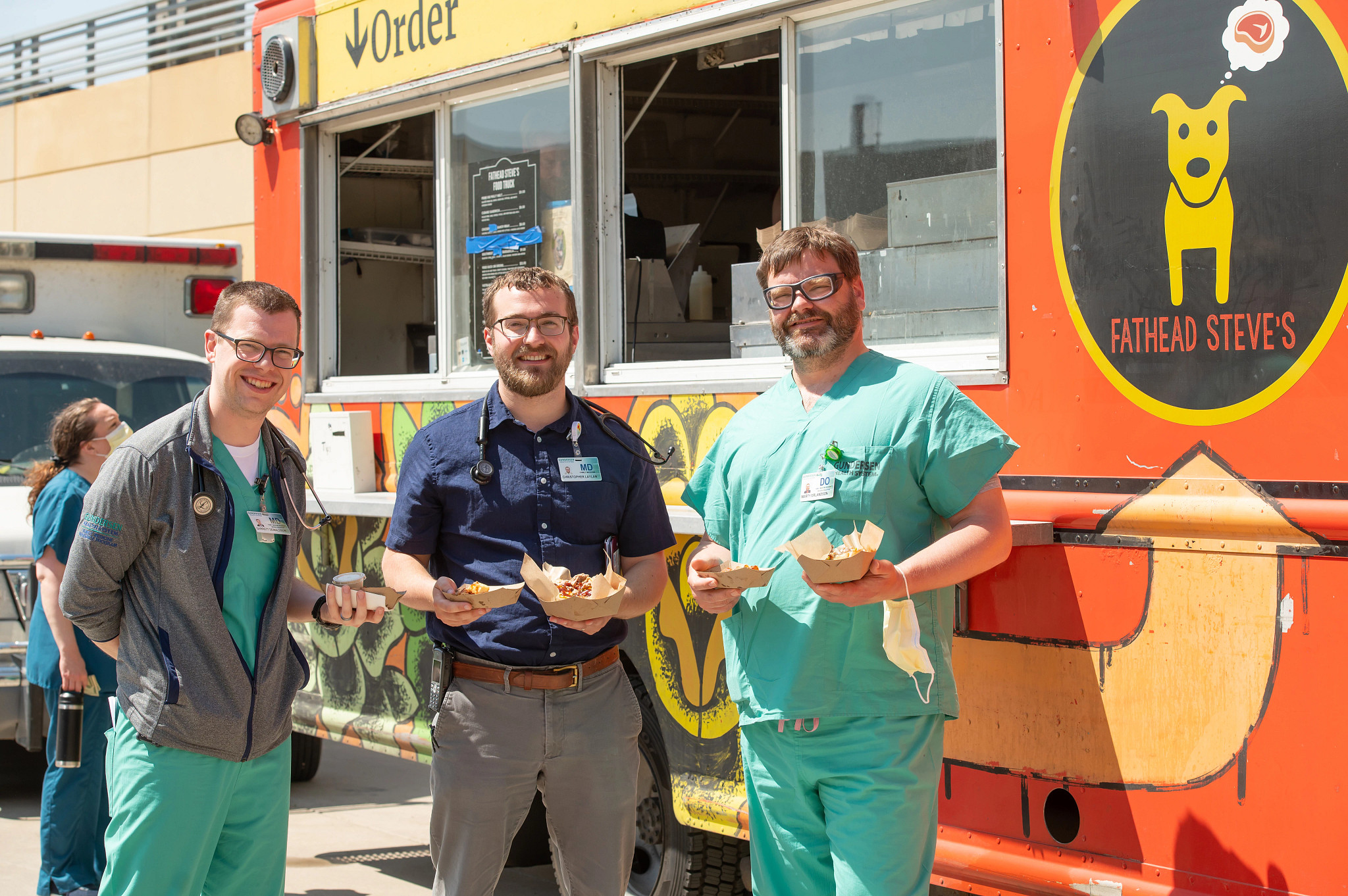 Healthcare Week_Food Trucks_Fresh Air Fridays_20220513_20.jpg