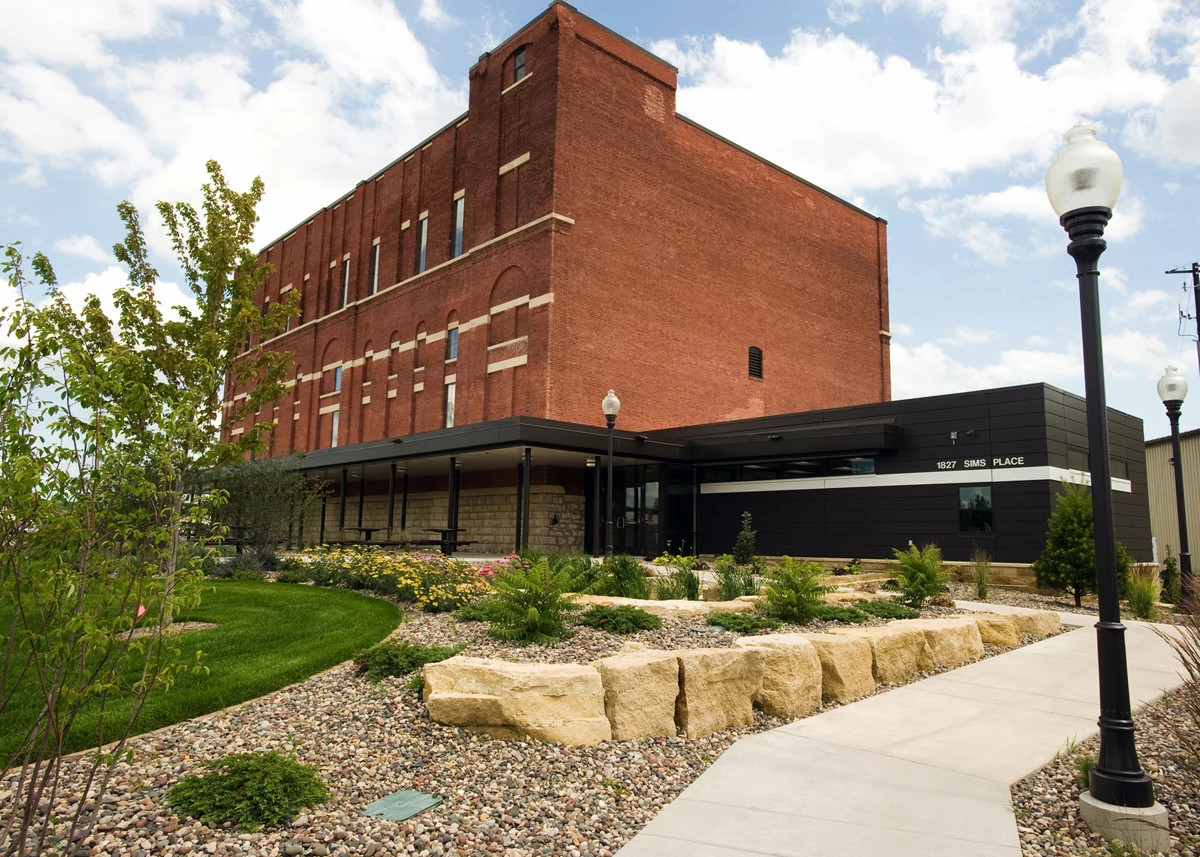 gundersen-integrated-center-for-education-exterior.jpg