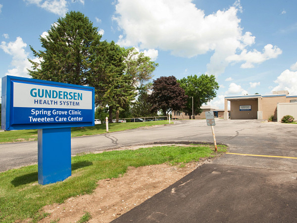 Tweeten Lutheran Health Care Center photo 5