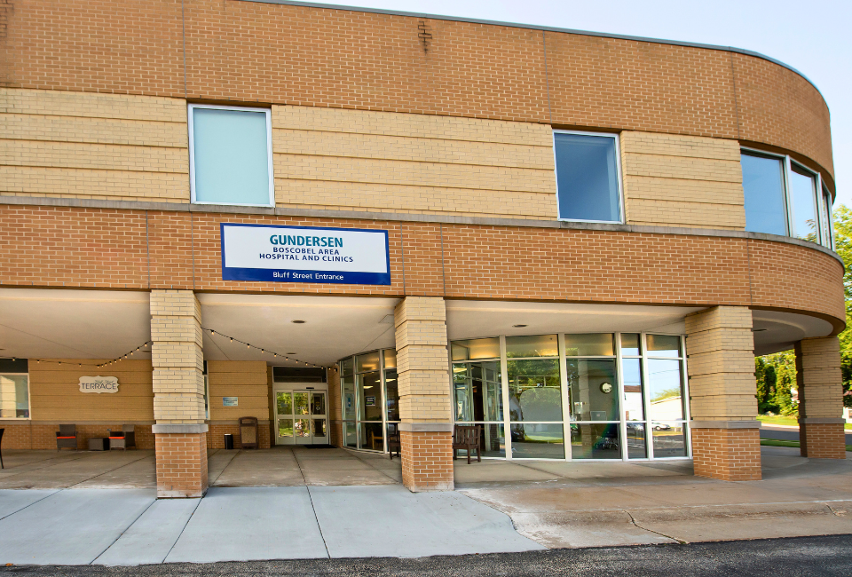 Exterior of Boscobel Specialty Clinic